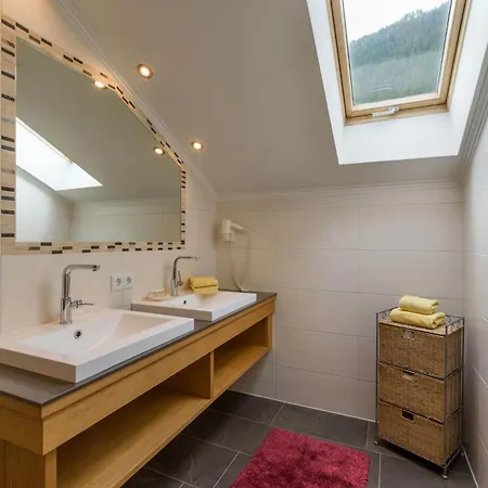 Vendégház Oblasser