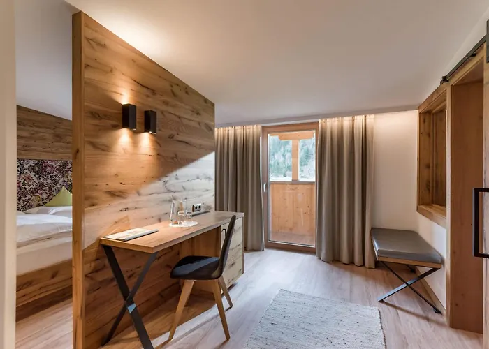 Oblasser Πανσιόν 3*