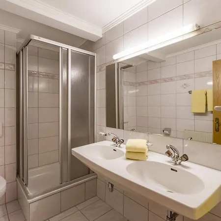 Pensjonat Oblasser 4*